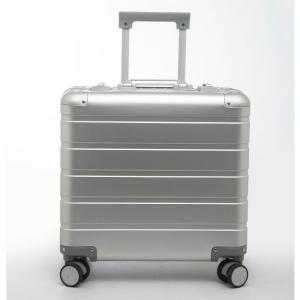 yanteng fashion spinner luggage with creative design